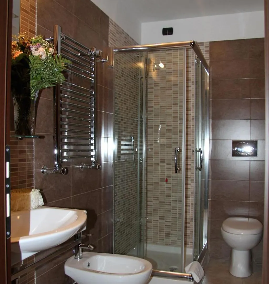 Domus Romantica Guest House