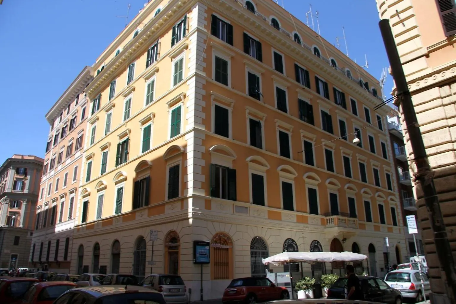 Domus Romantica Guest House  Rome