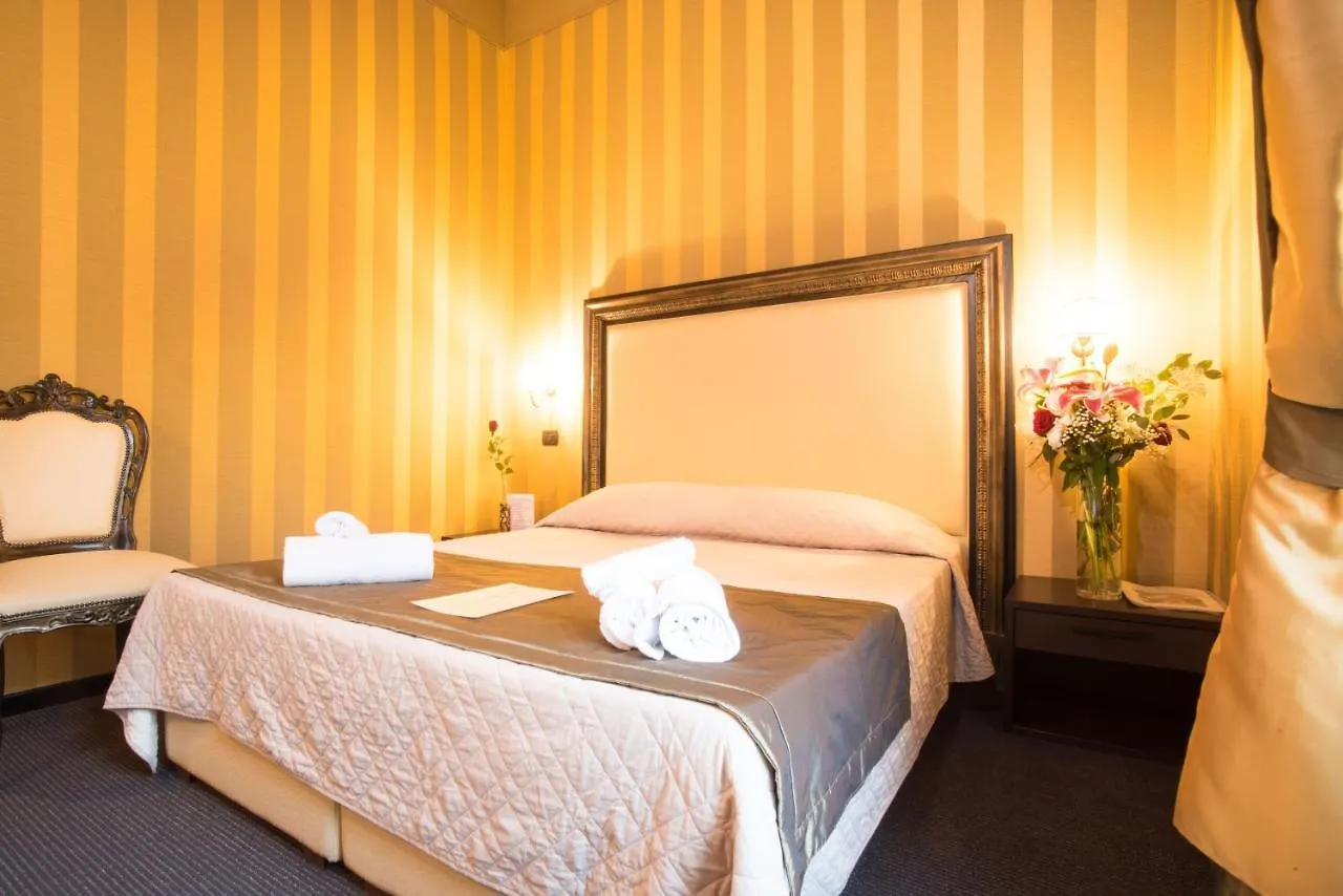 Domus Romantica Guest House 3*, Rome