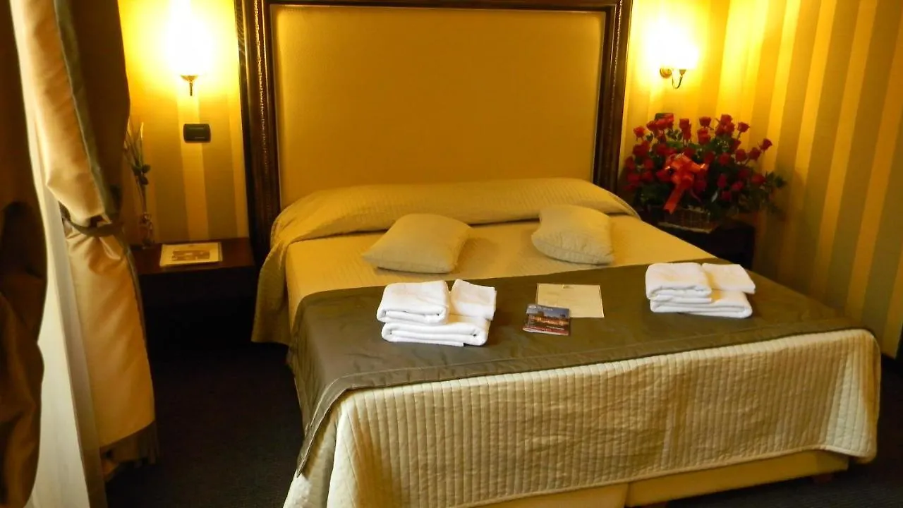 Domus Romantica Guest House  Rome