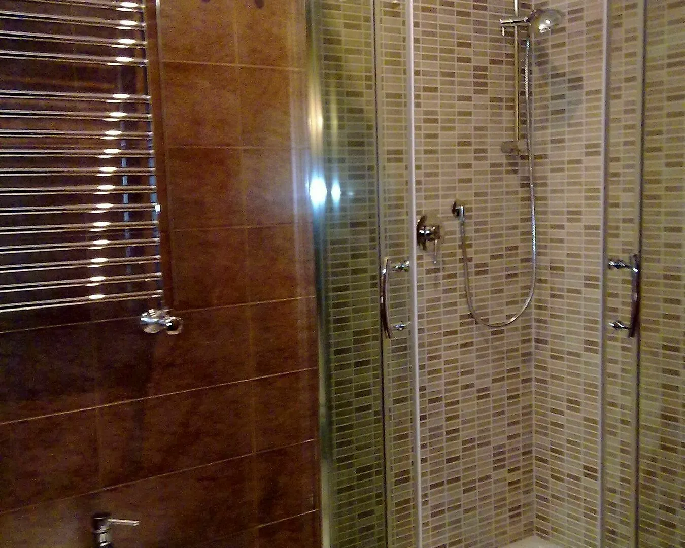 Domus Romantica Guest House 3*, Rome Italy