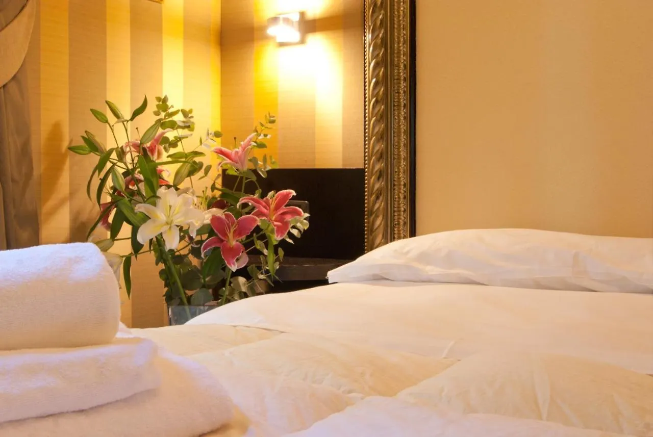 Domus Romantica Guest House